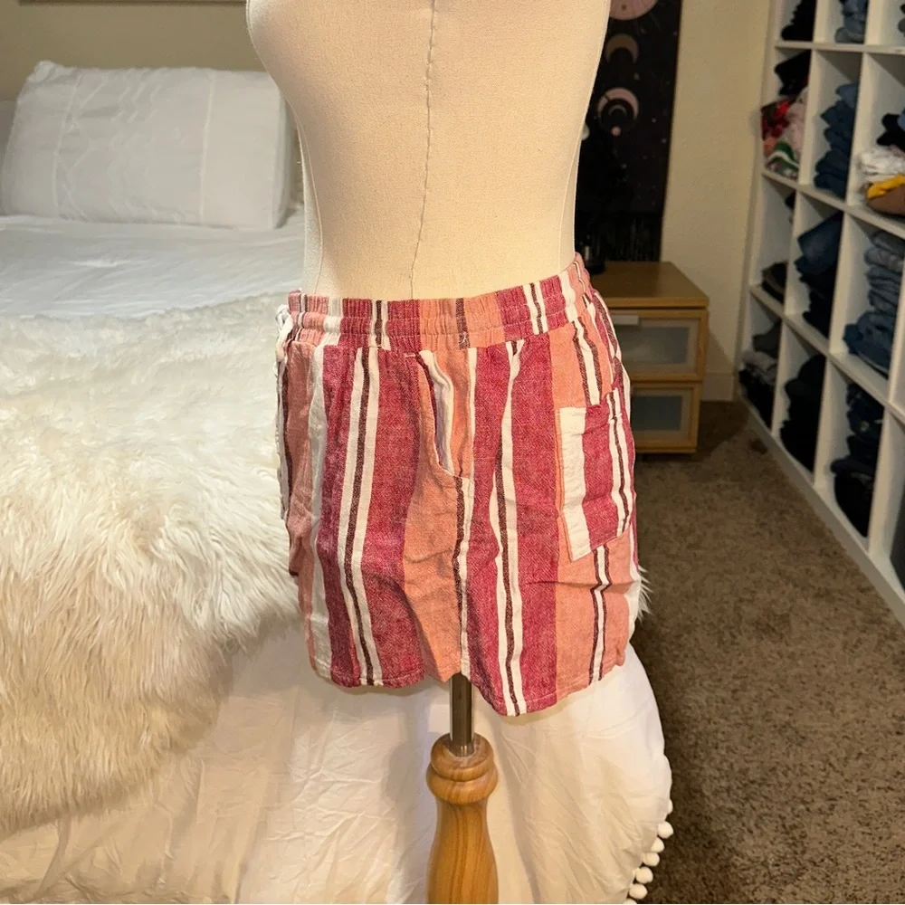 Universal Thread | Pink Cream Striped Linen Blend Shorts High Rise Drawstring M